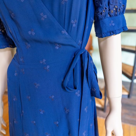 Reformation "Annalise" Navy Wrap Dress * Size Medium - Picture 7 of 11